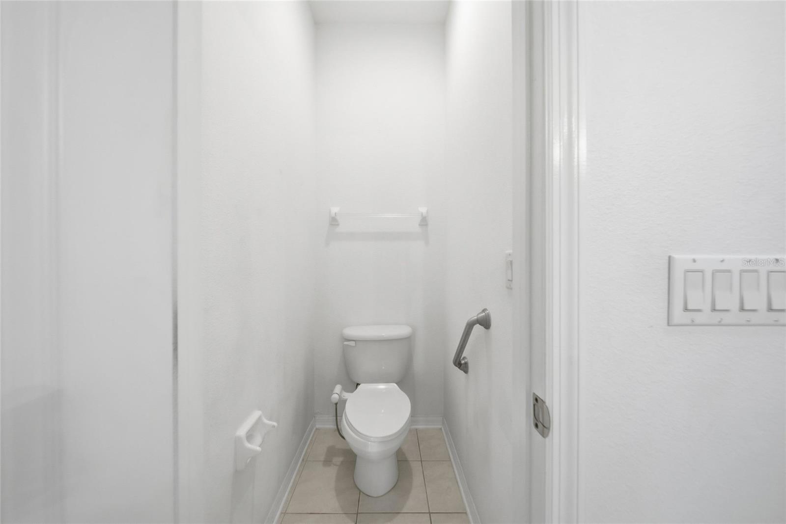 3343 CHAPEL CREEK CIR