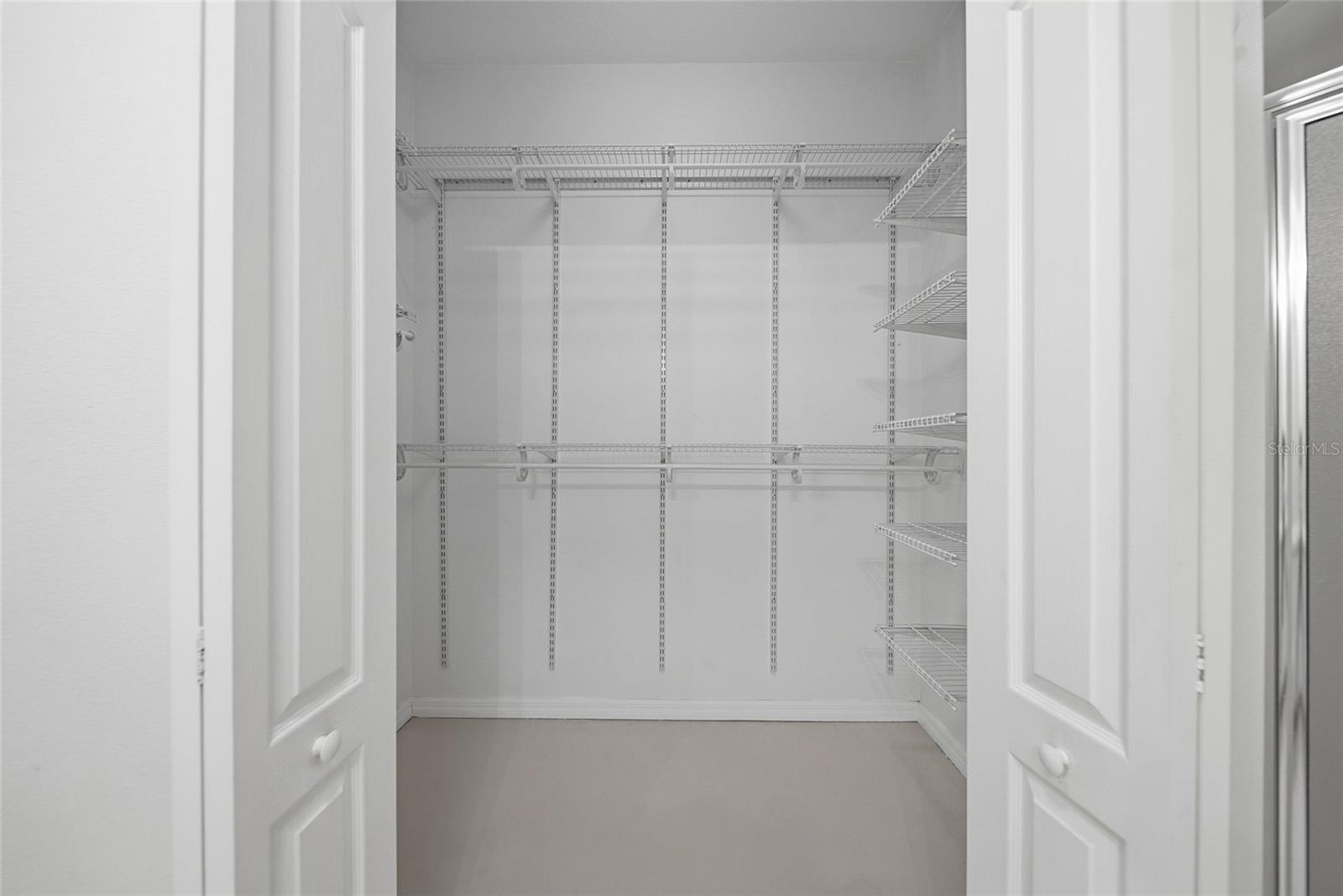 3343 CHAPEL CREEK CIR