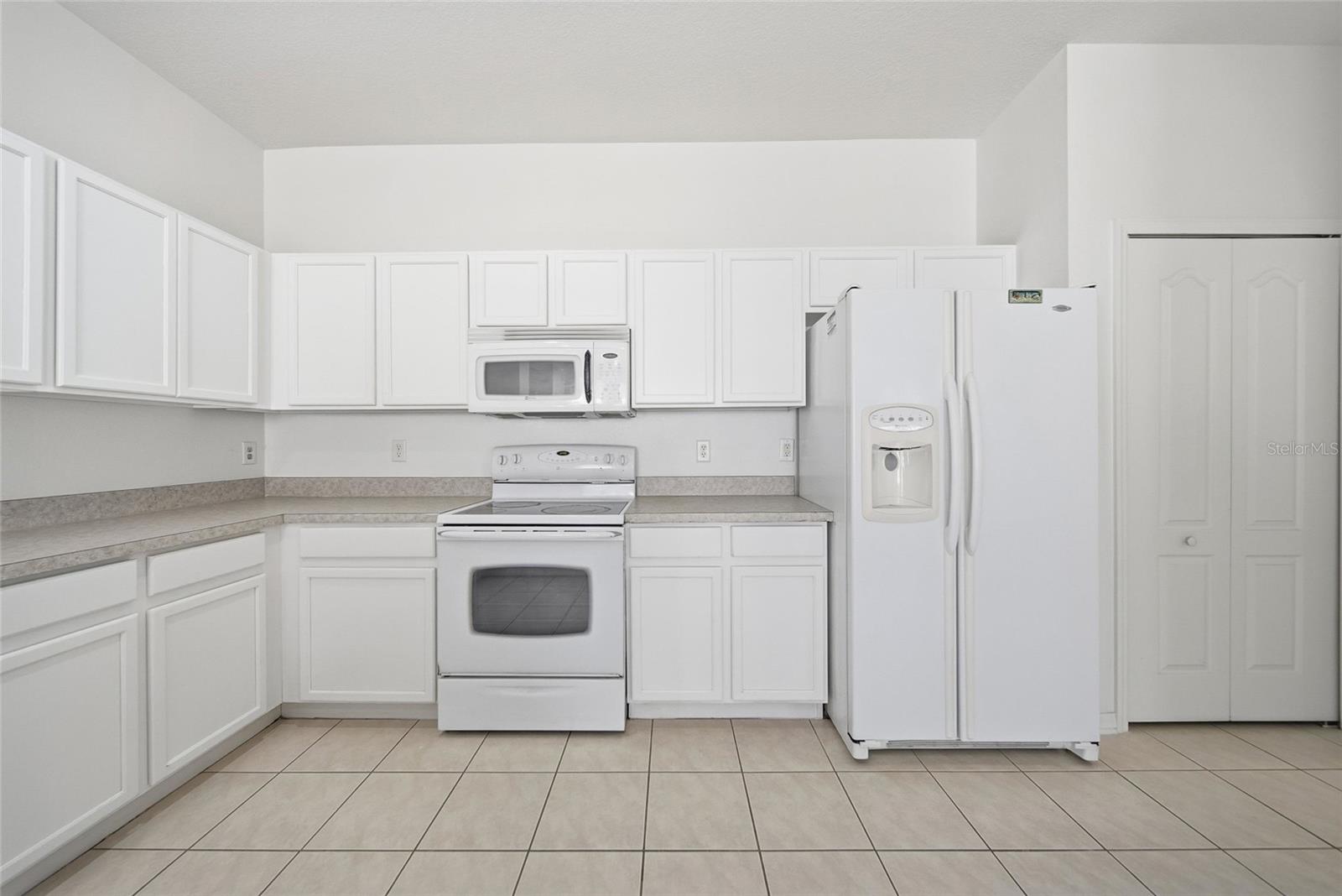 3343 CHAPEL CREEK CIR