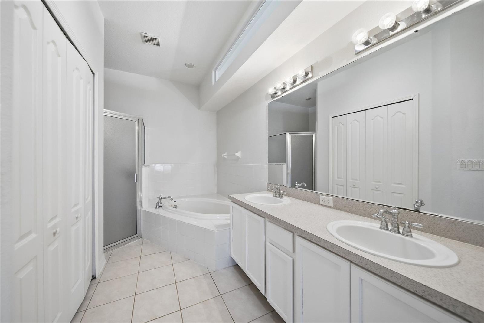 3343 CHAPEL CREEK CIR