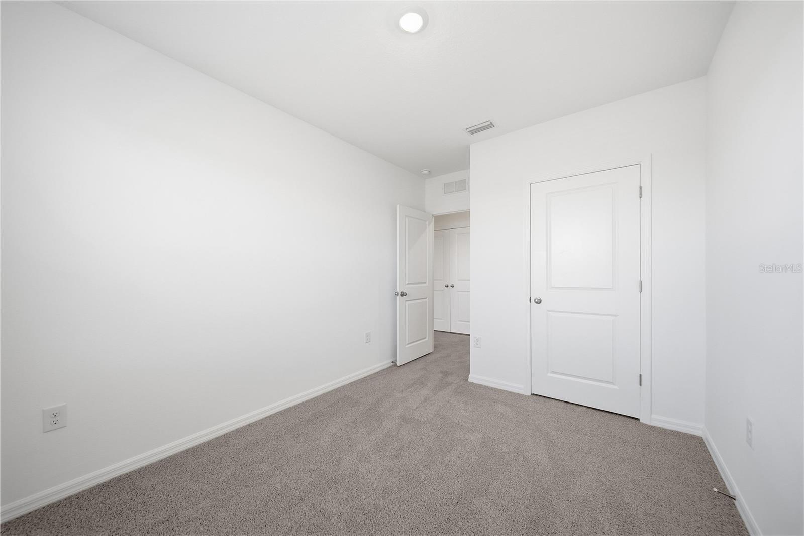 2480 RIVERSONG LODGE LN