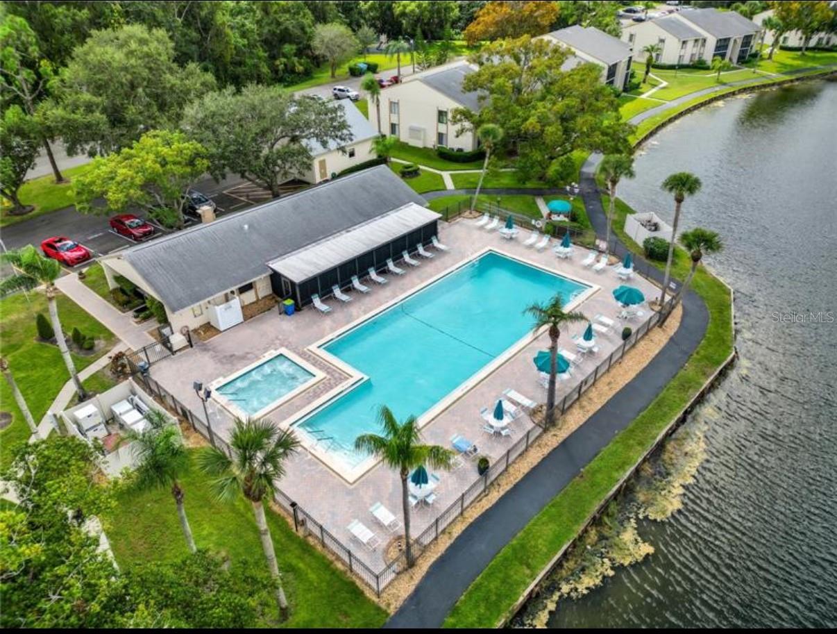 3166 LAKE PINE WAY S #D1