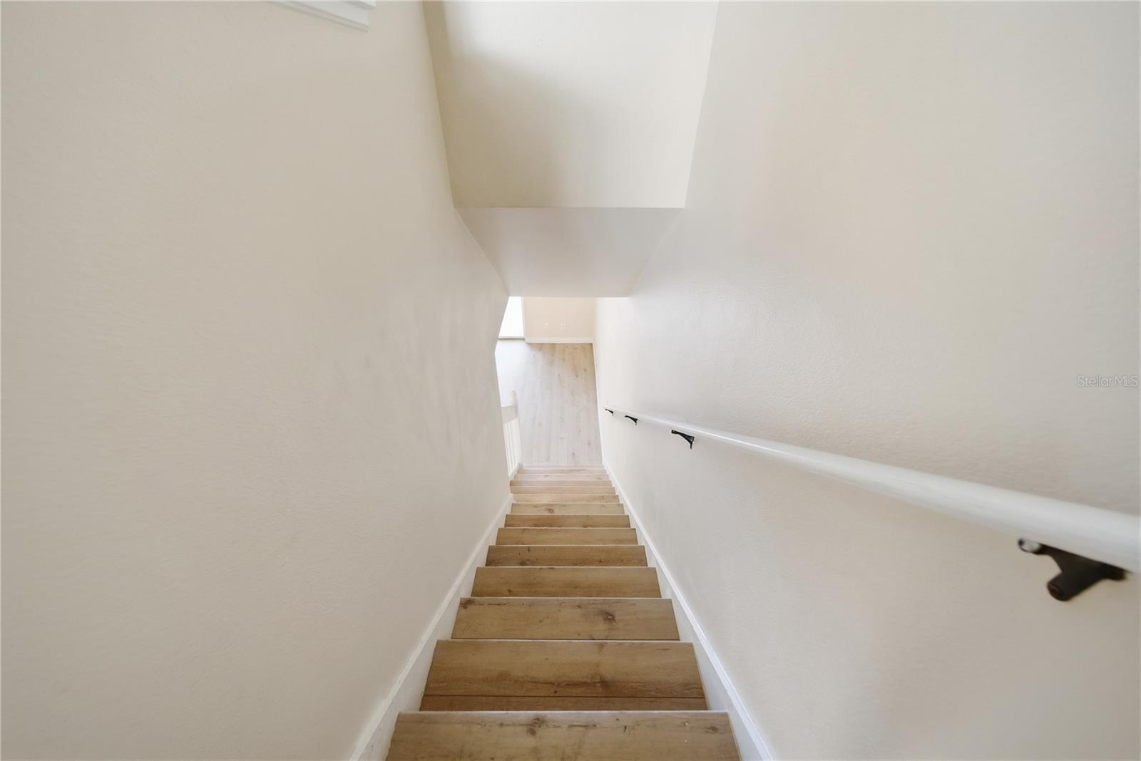 8530 HUNTERS KEY CIR