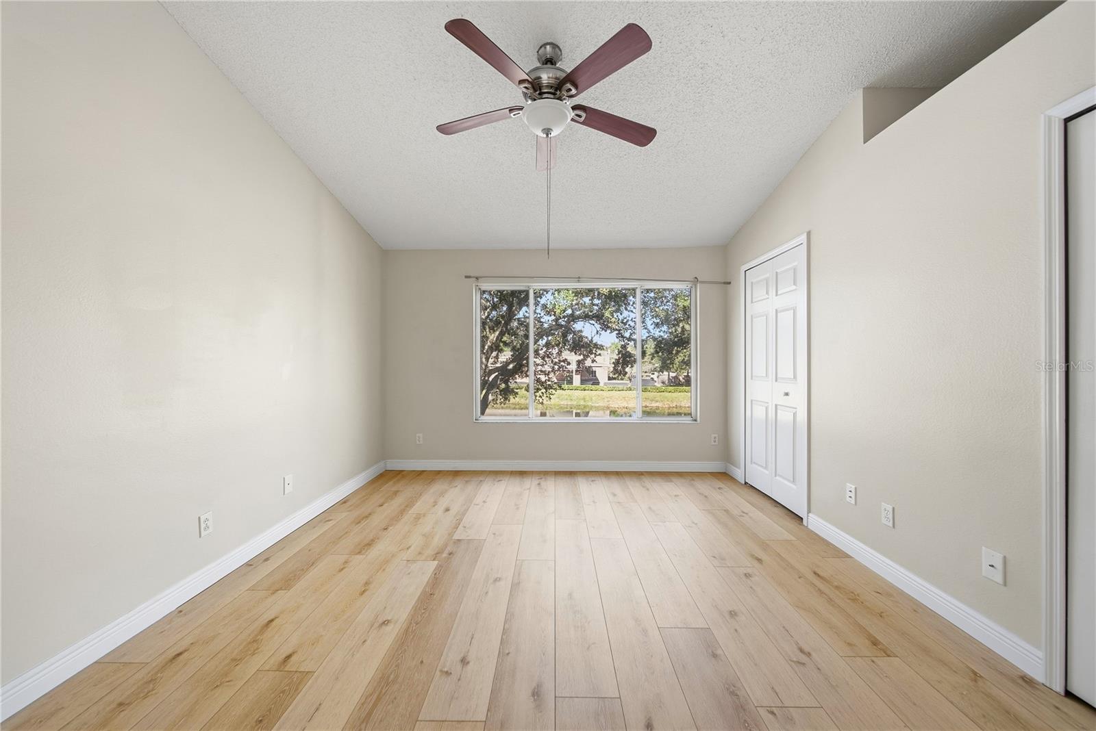 8530 HUNTERS KEY CIR