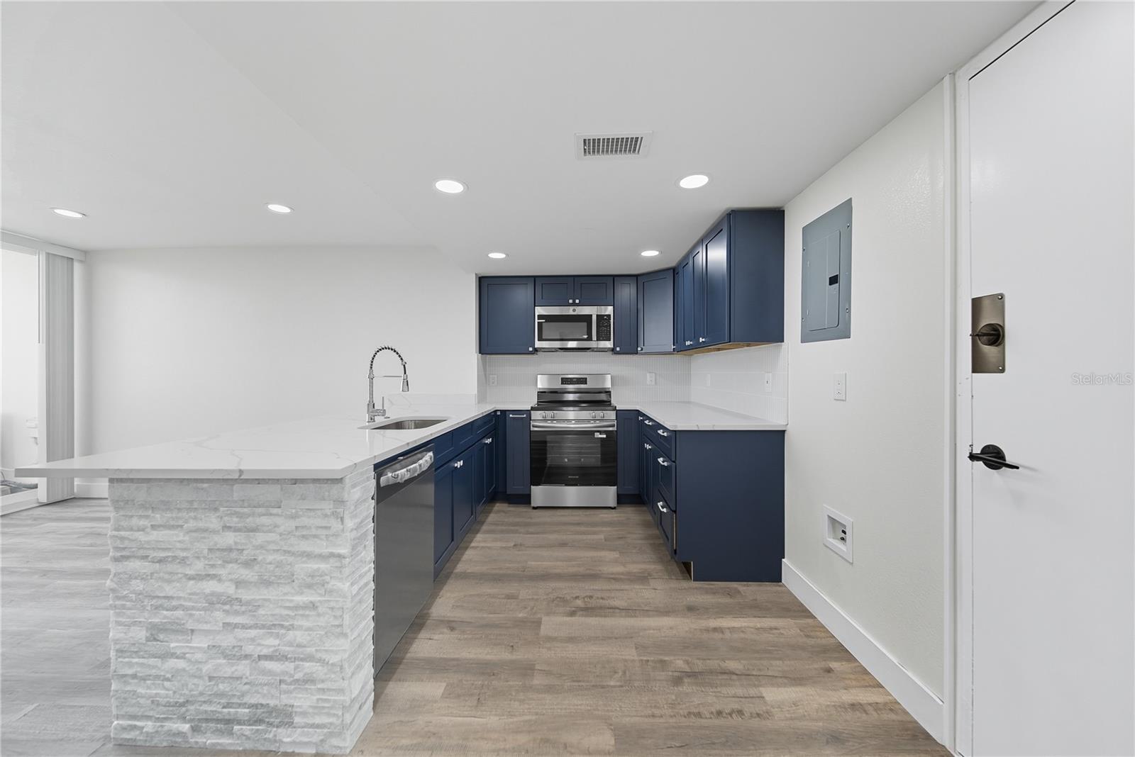 4015 BAYSHORE BLVD #7C