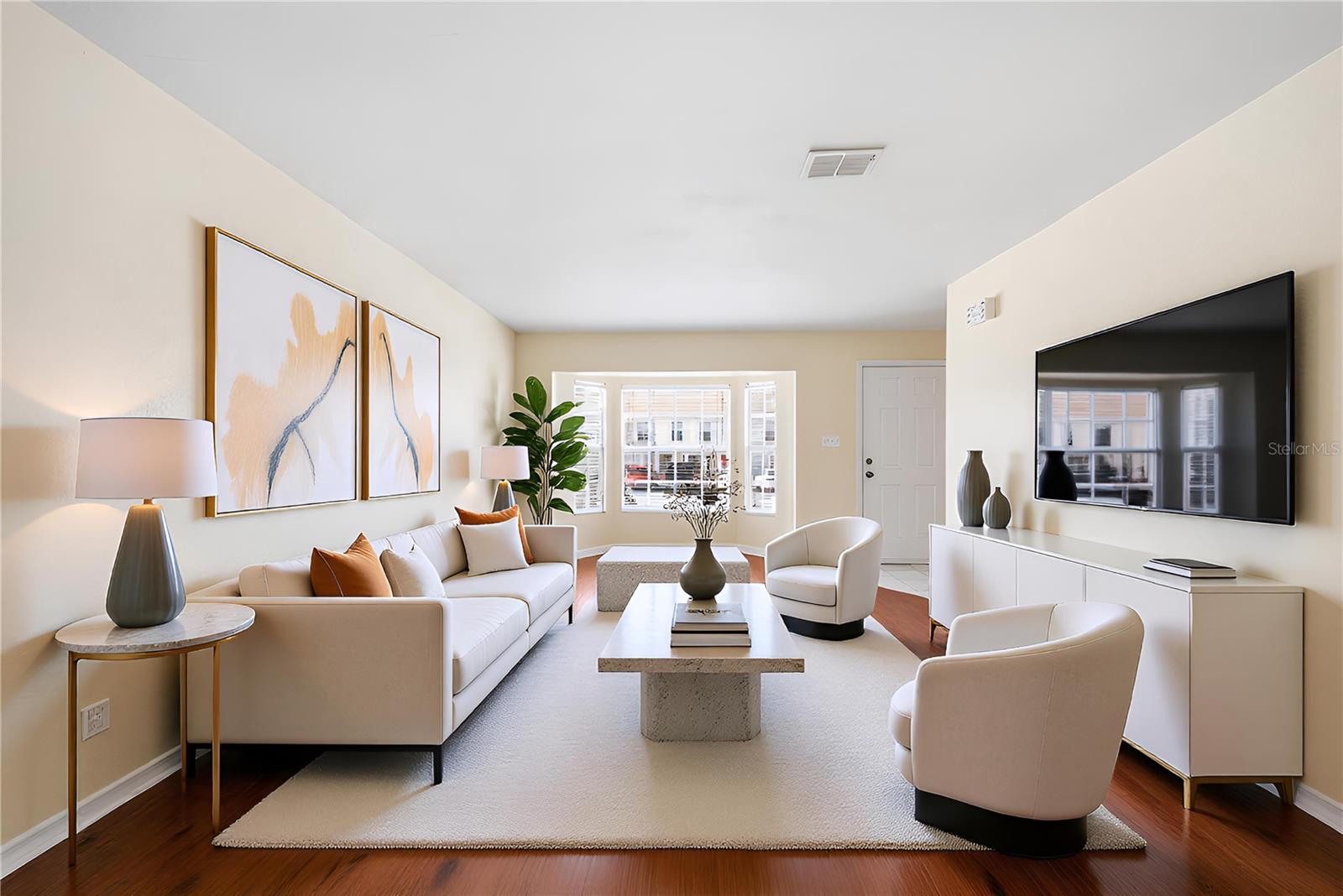 13542 EMBASSY PARK CT