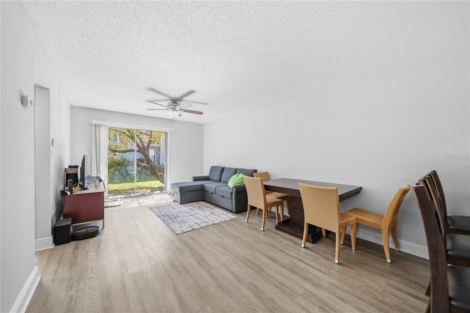 5040 TERRACE PALMS CIR #102