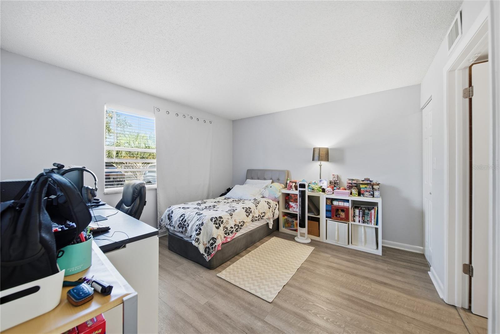 5040 TERRACE PALMS CIR #102