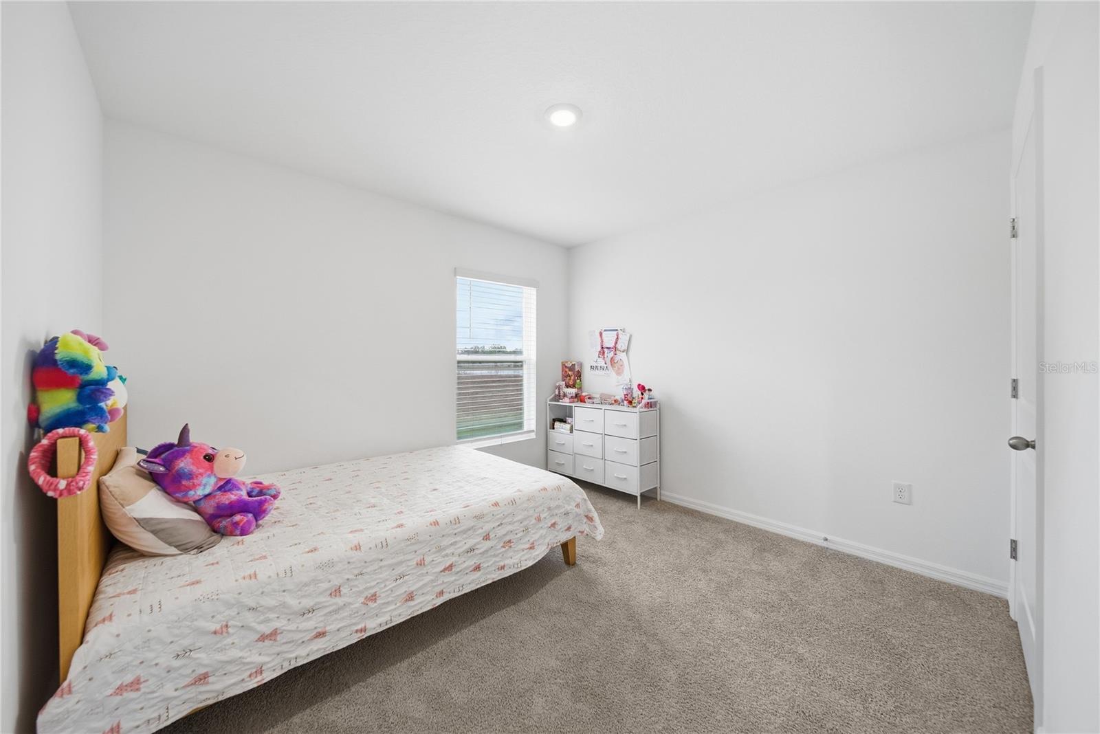 3189 LIVING CORAL ST