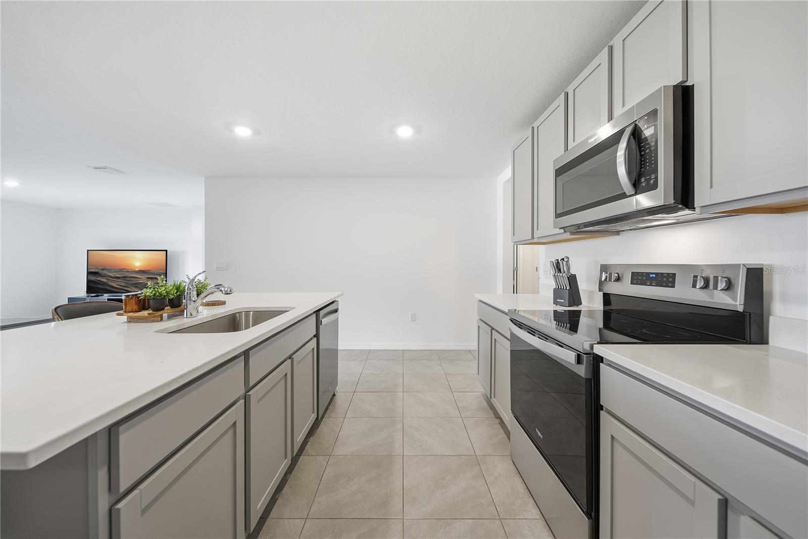 3189 LIVING CORAL ST