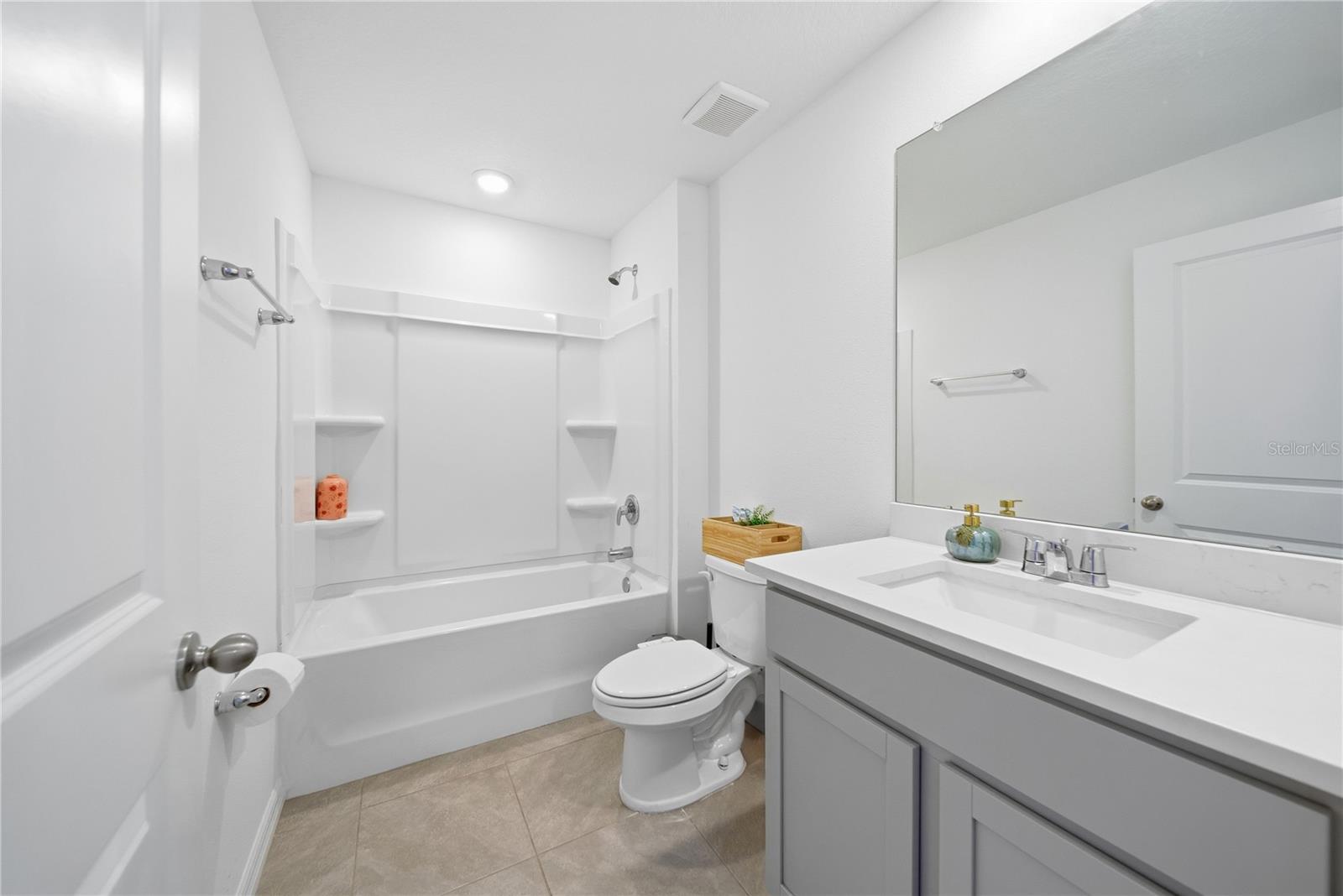 3189 LIVING CORAL ST