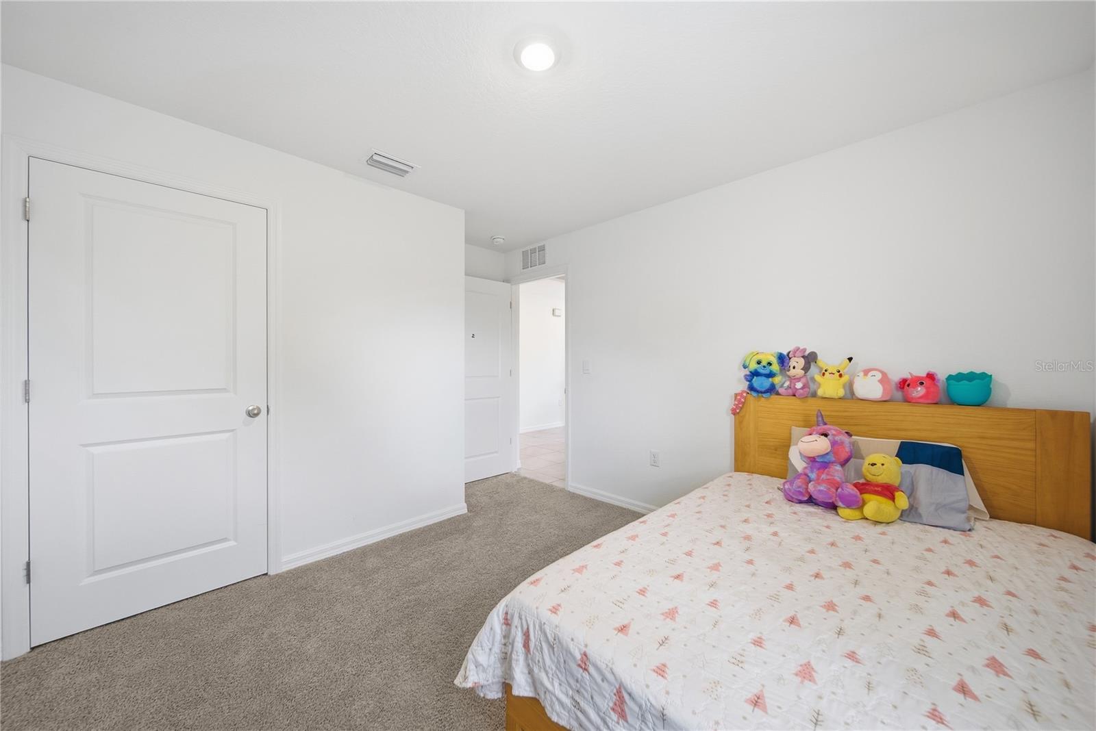 3189 LIVING CORAL ST