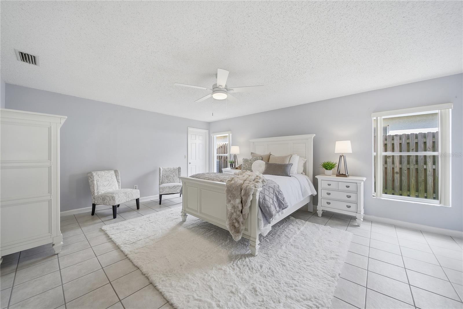 1908 RIVER CROSSING DR