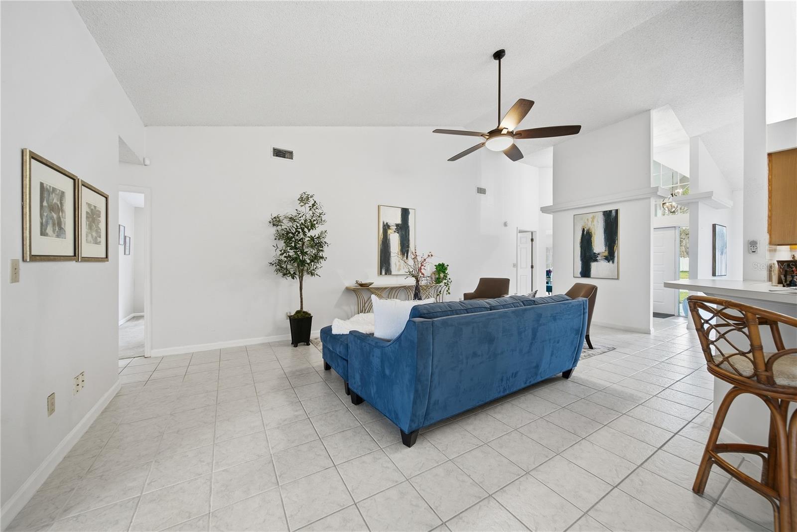 1908 RIVER CROSSING DR