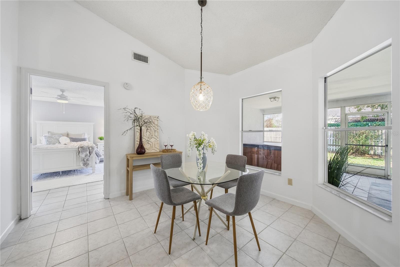 1908 RIVER CROSSING DR