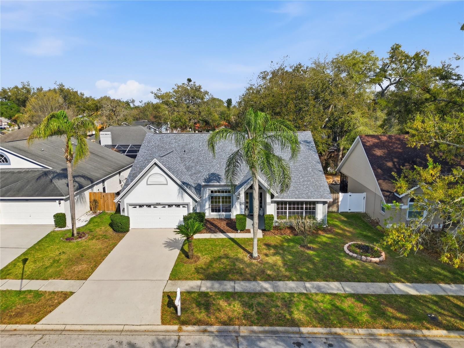 1908 RIVER CROSSING DR