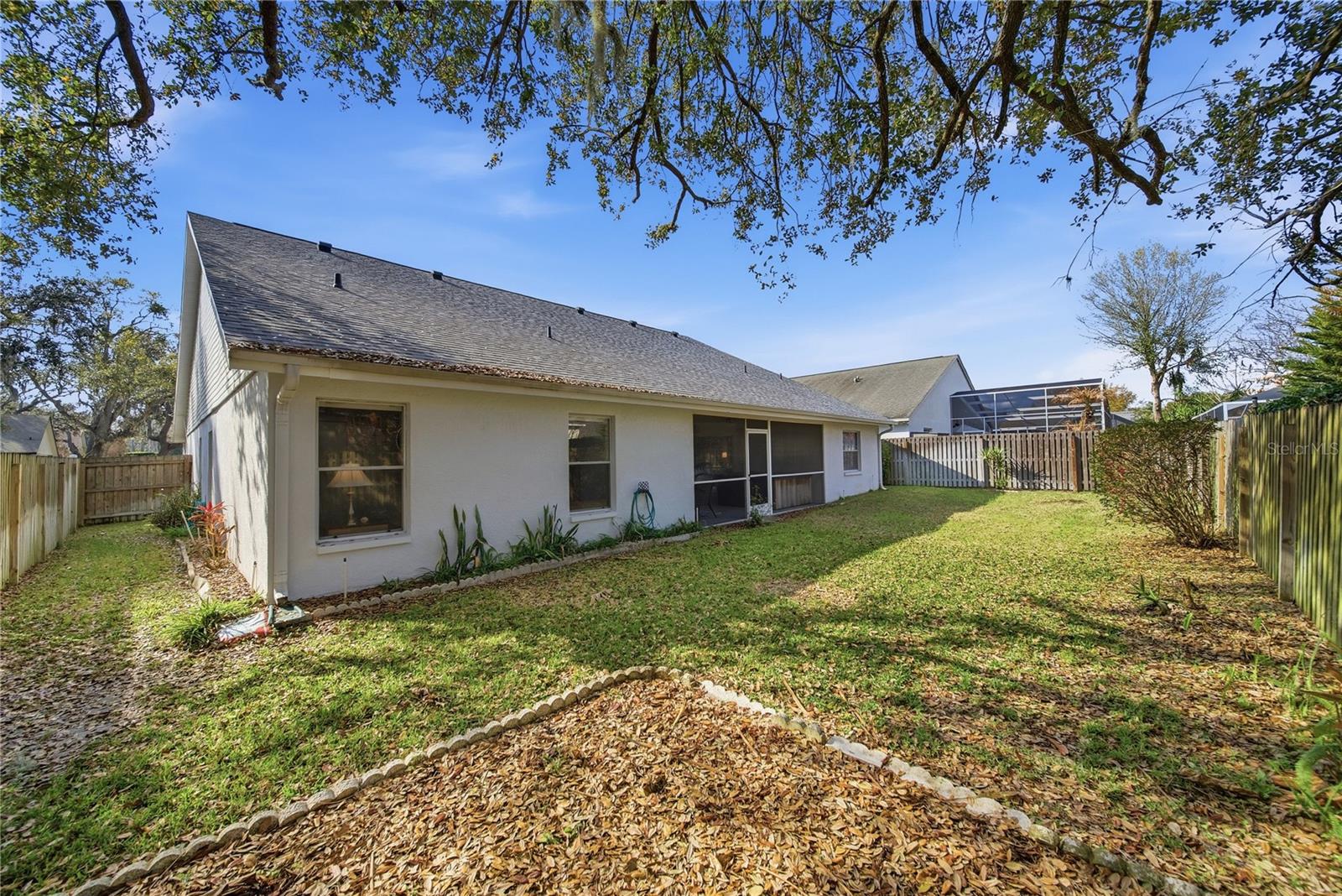 1908 RIVER CROSSING DR