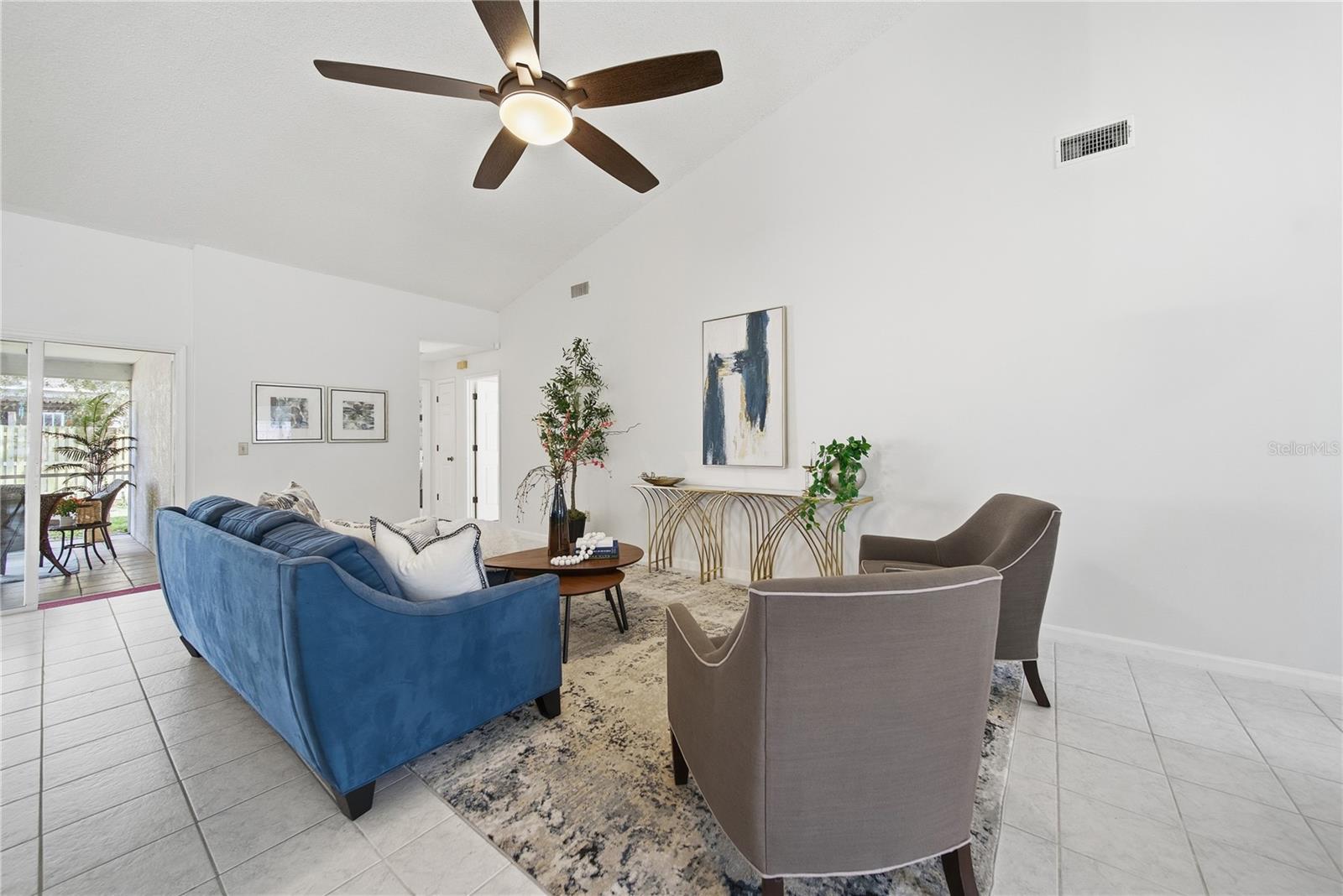 1908 RIVER CROSSING DR