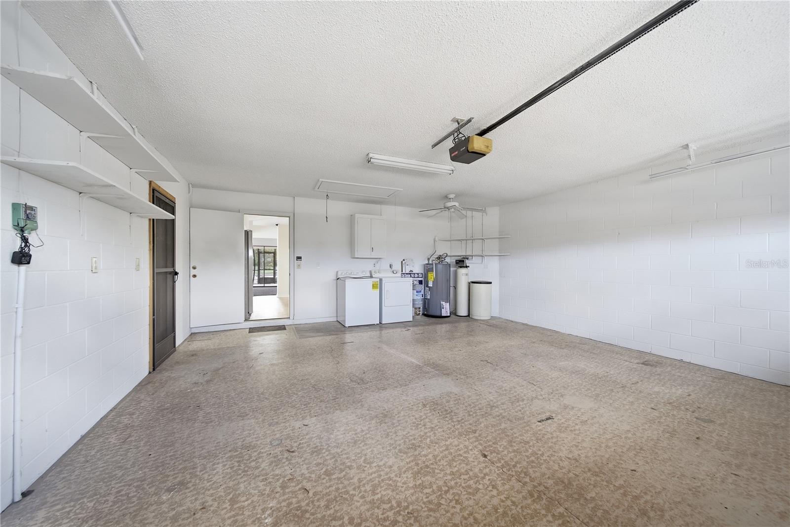 1831 E DEL WEBB BLVD