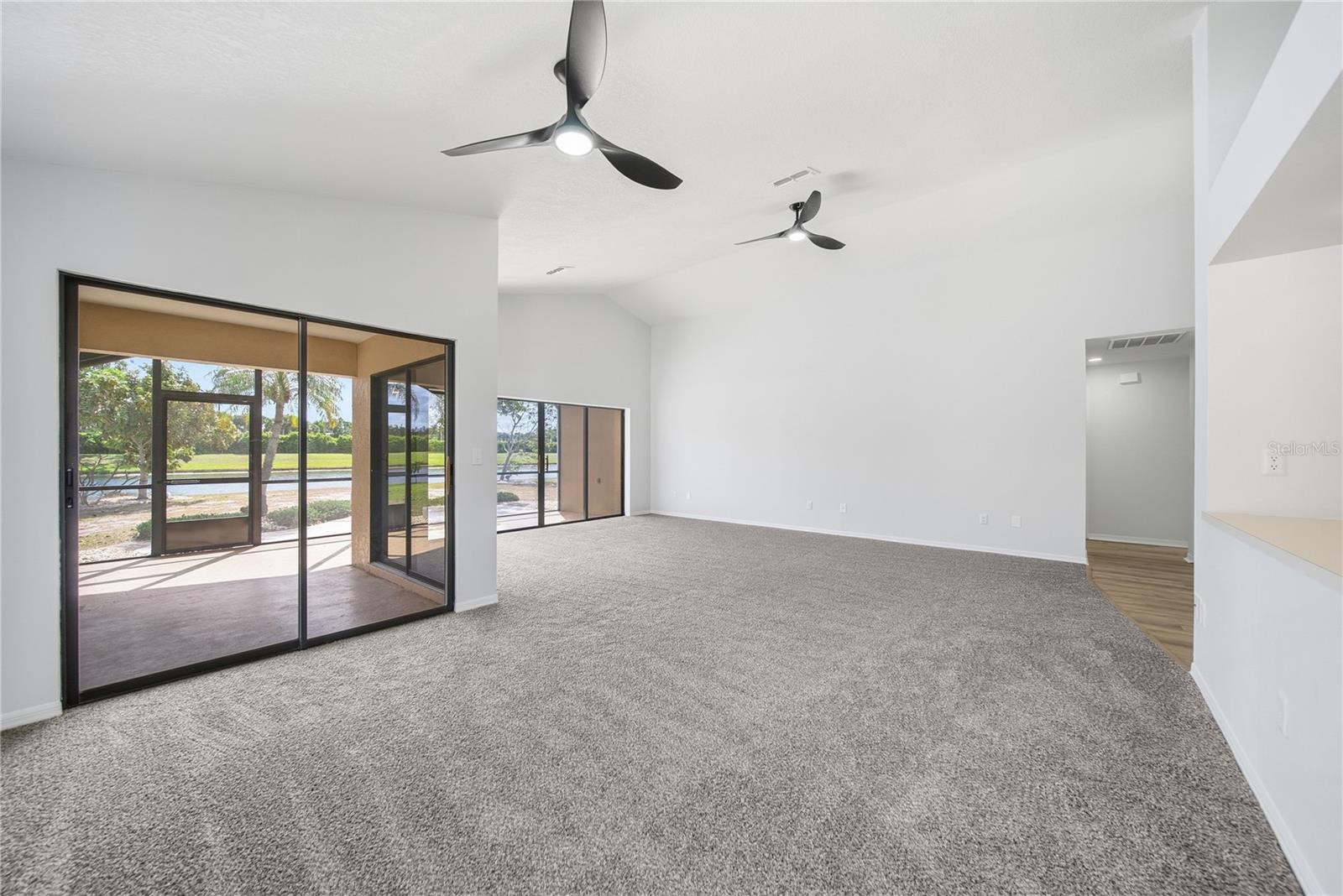 1831 E DEL WEBB BLVD