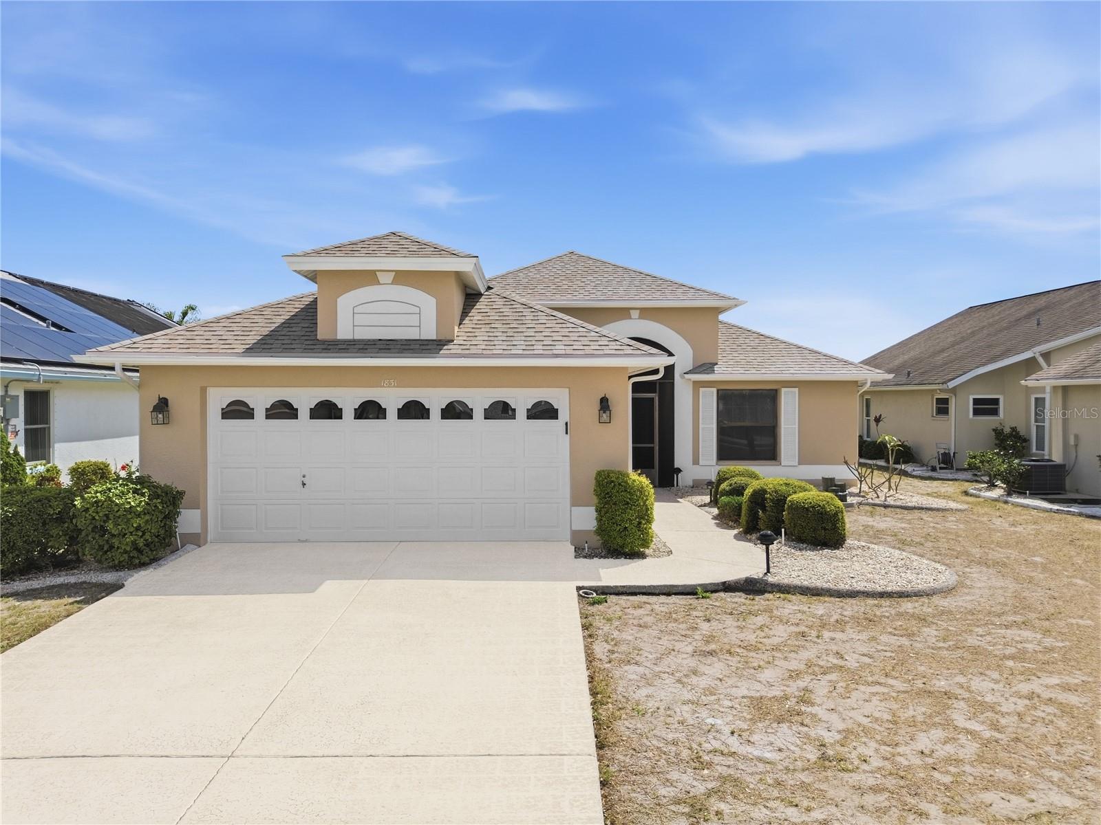 1831 E DEL WEBB BLVD
