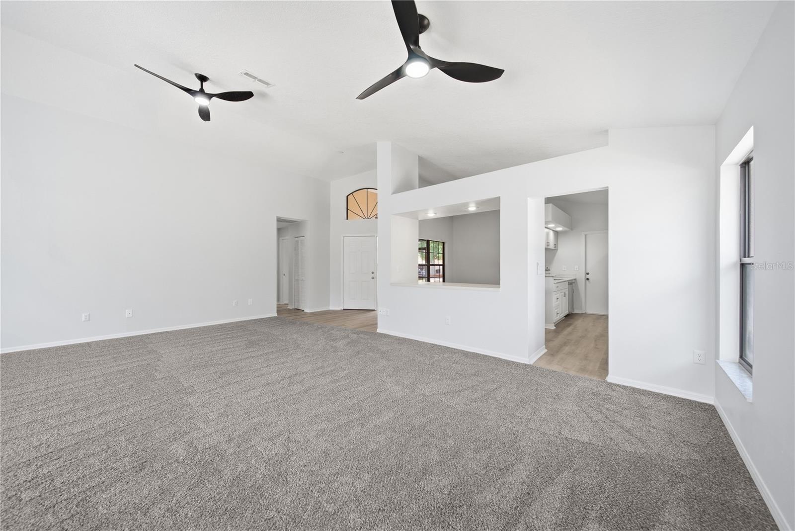 1831 E DEL WEBB BLVD