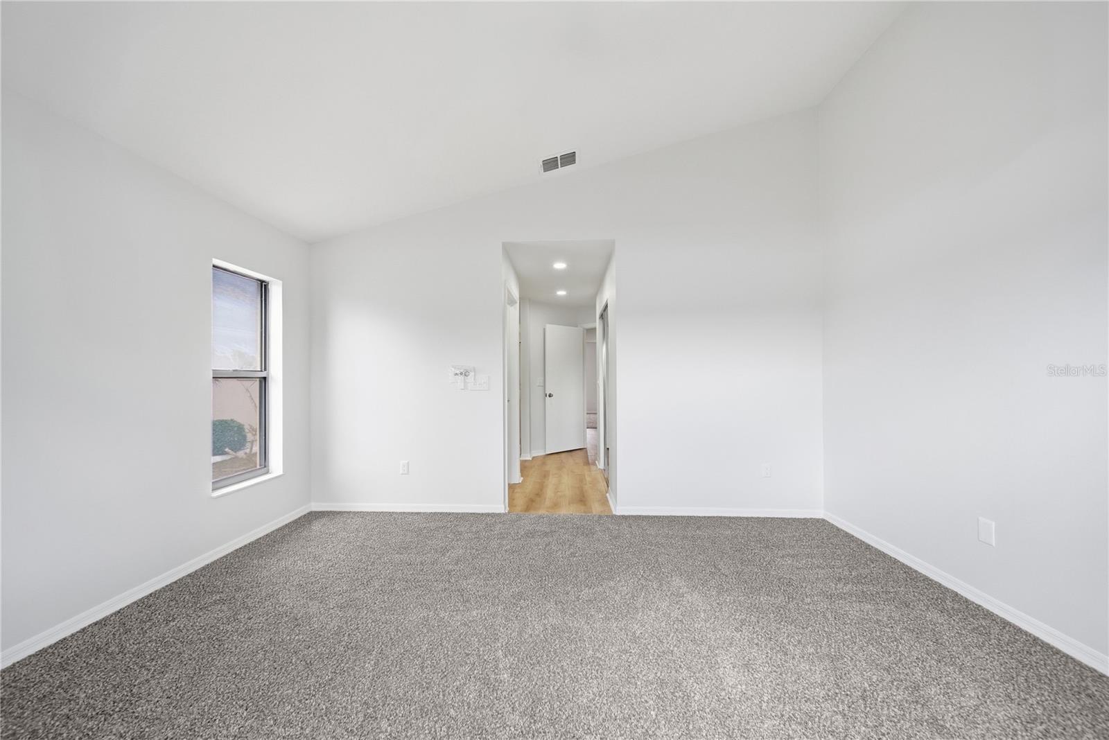 1831 E DEL WEBB BLVD