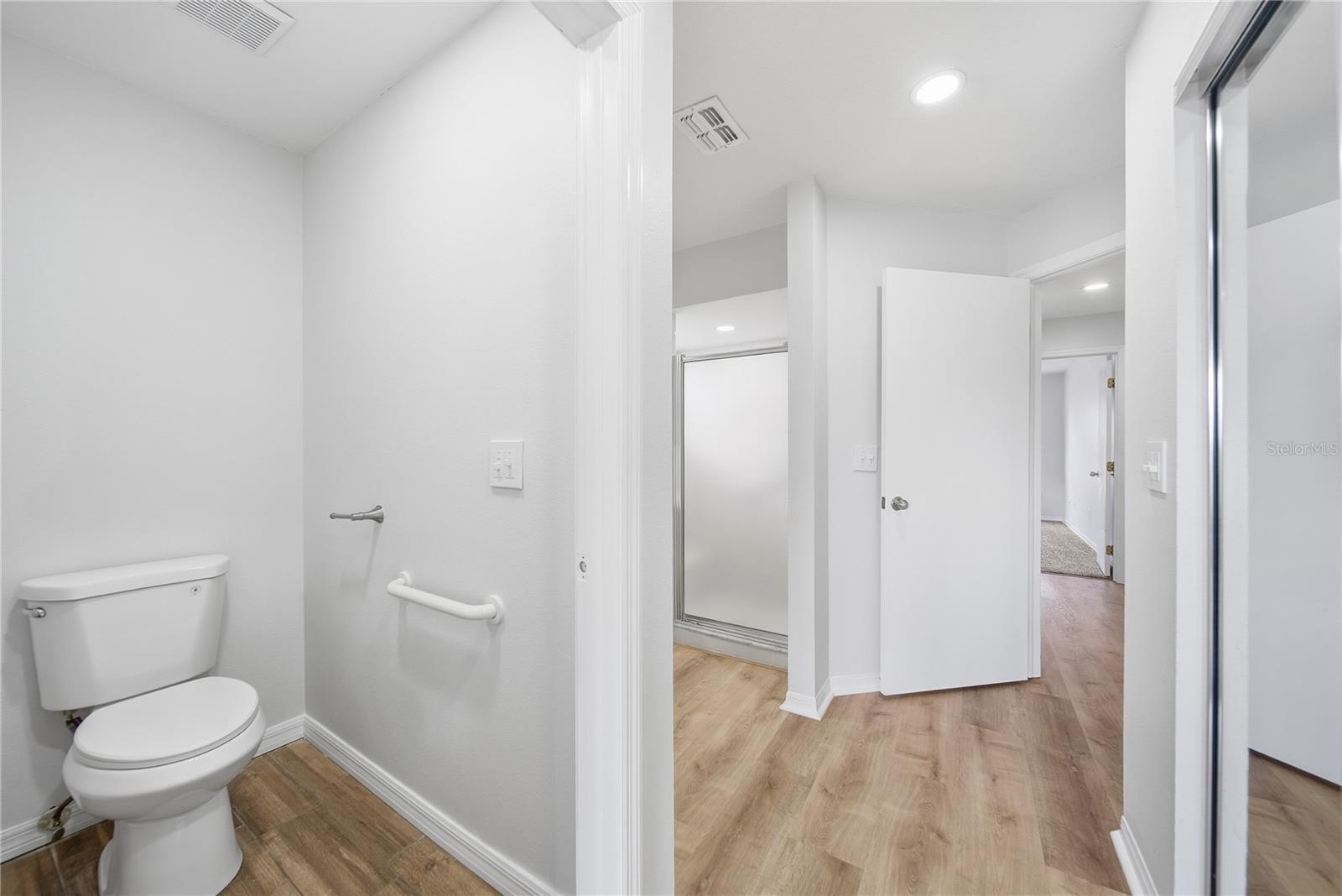 1831 E DEL WEBB BLVD