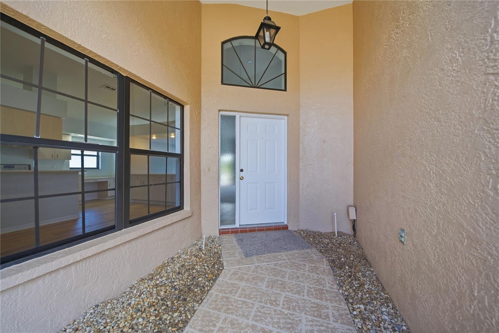 1831 E DEL WEBB BLVD