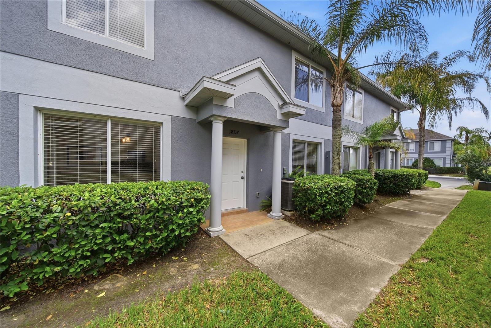 18117 PARADISE POINT DR