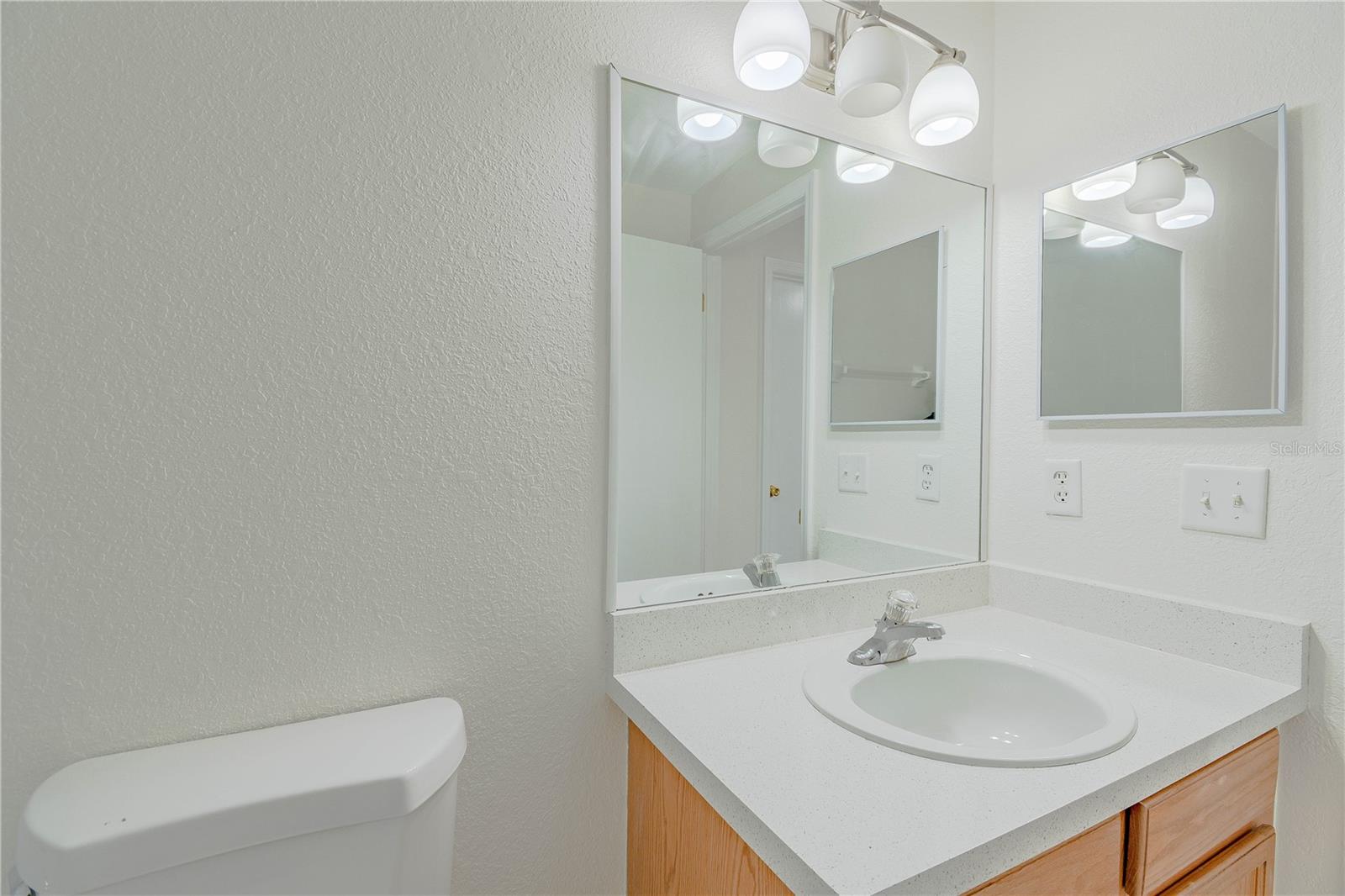 13538 EMBASSY PARK CT #44A2