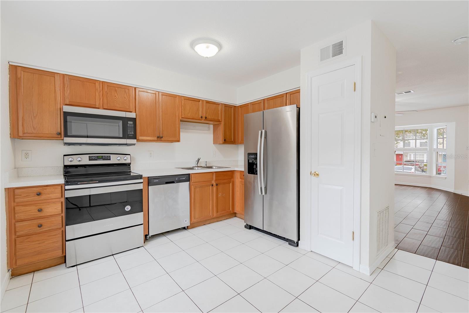 13538 EMBASSY PARK CT #44A2