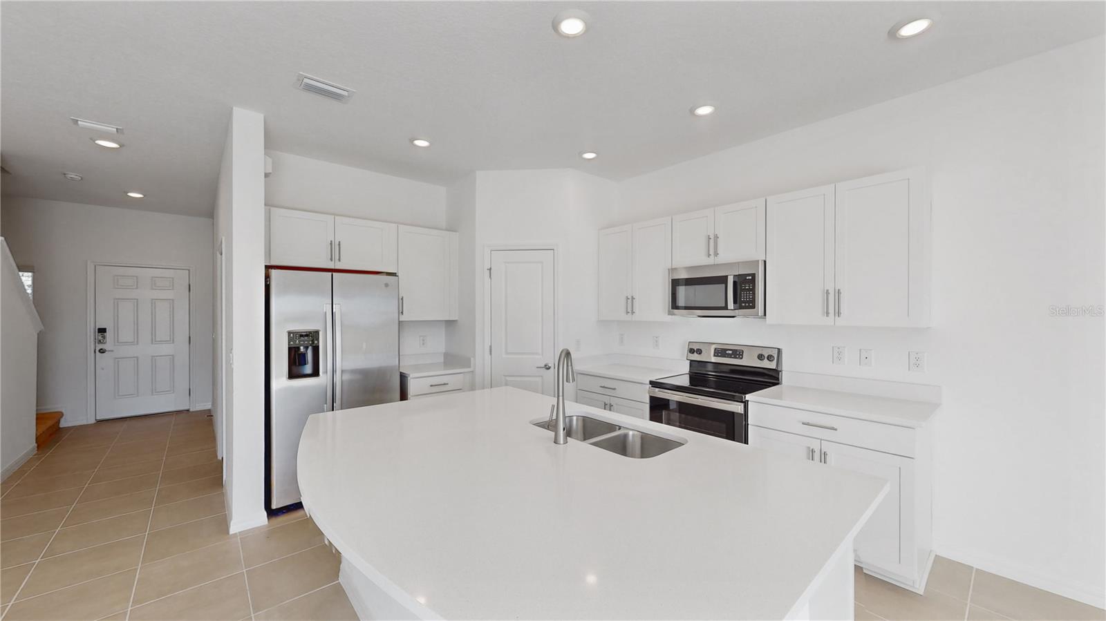 2415 PARAVANE WAY