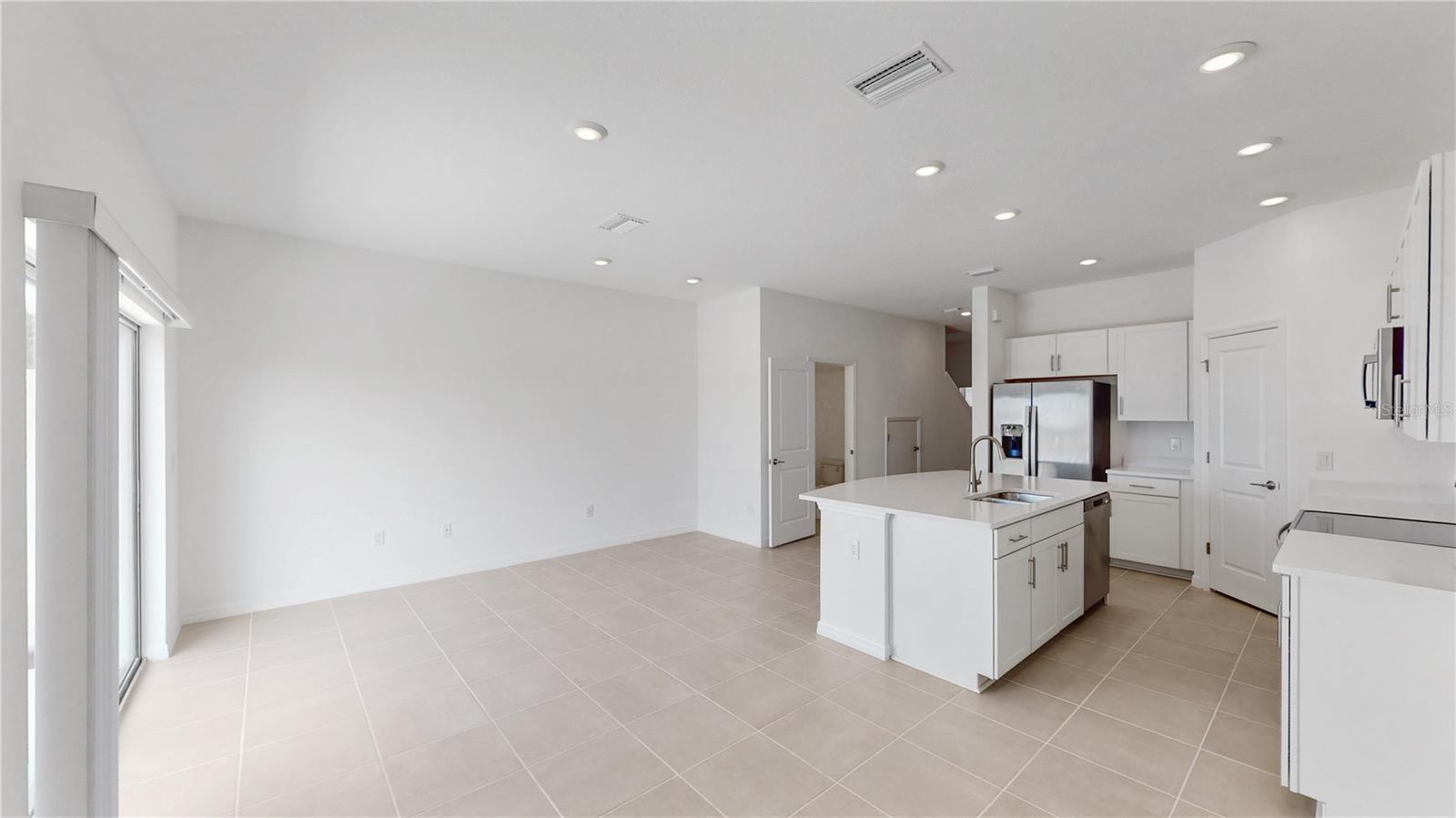 2415 PARAVANE WAY