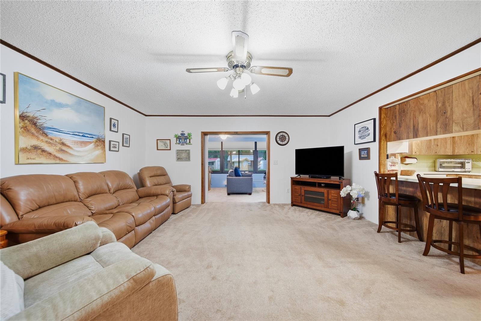 3704 THONOTOSASSA RD
