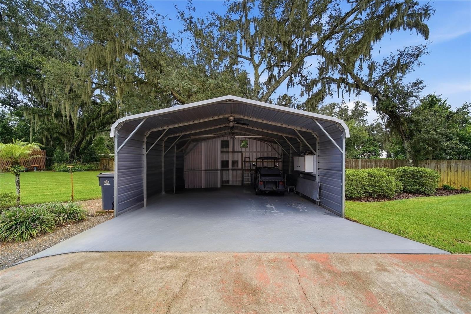 3704 THONOTOSASSA RD