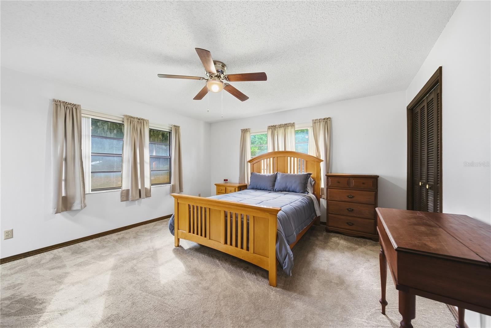3704 THONOTOSASSA RD