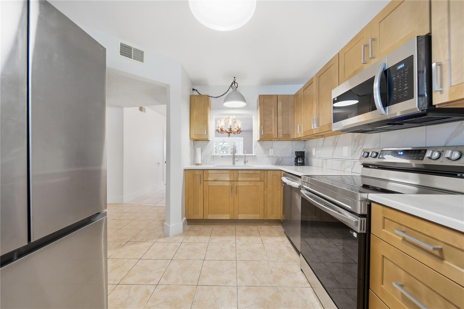 1247 S MARTIN LUTHER KING JR AVE #107