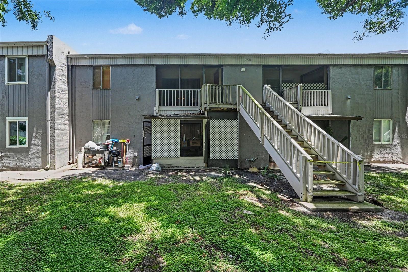 4008 CORTEZ DR #B