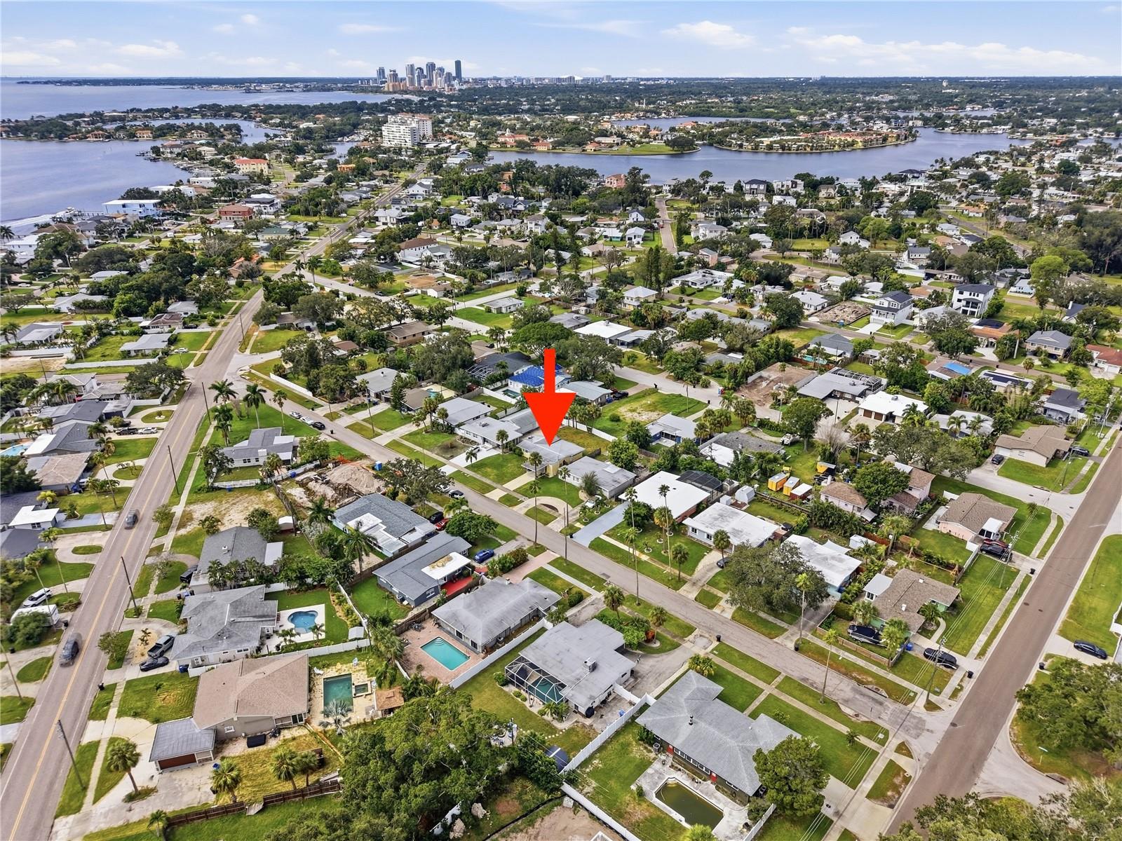 4000 INDIANAPOLIS ST NE