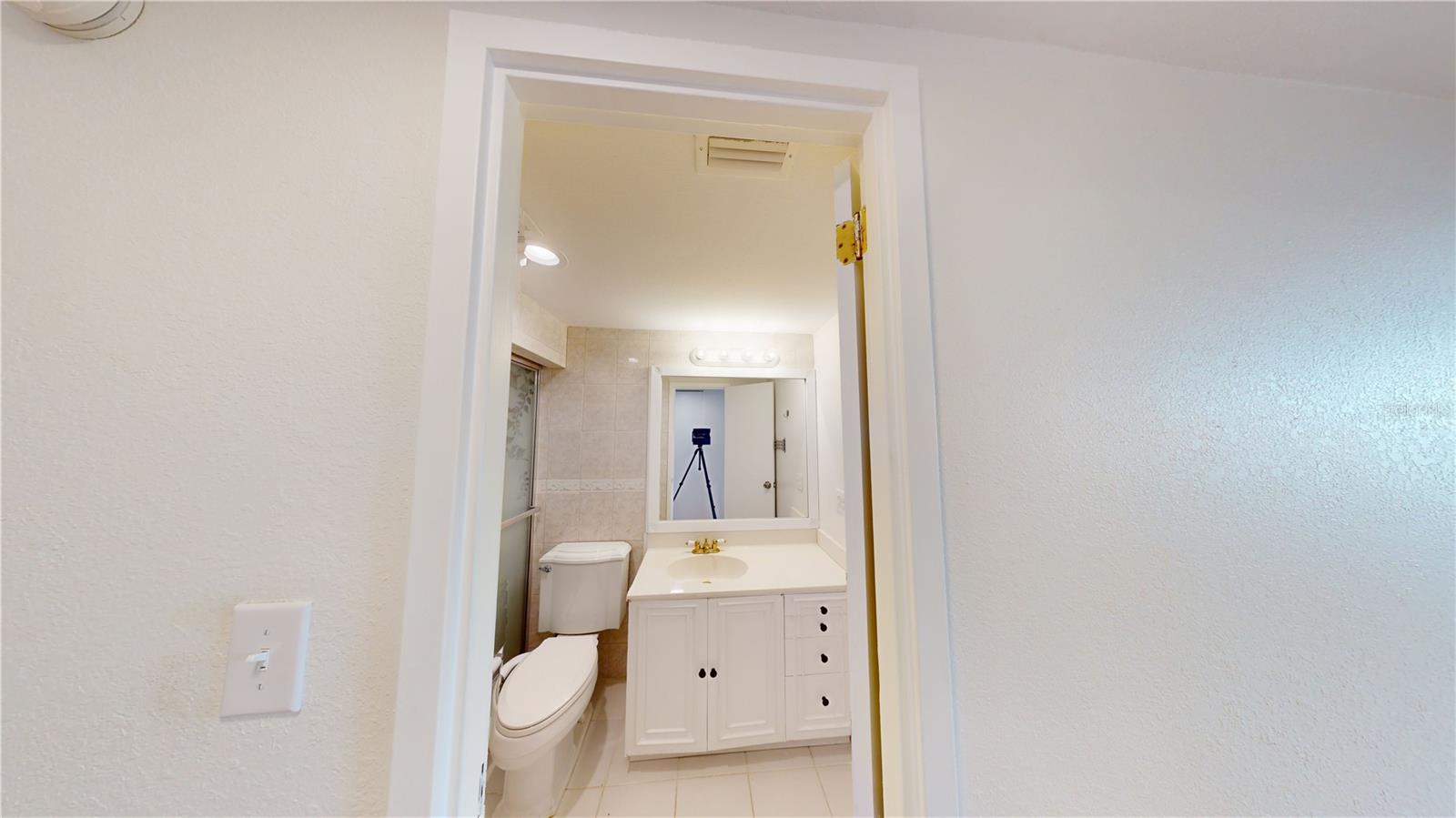 4015 BAYSHORE BLVD #15C