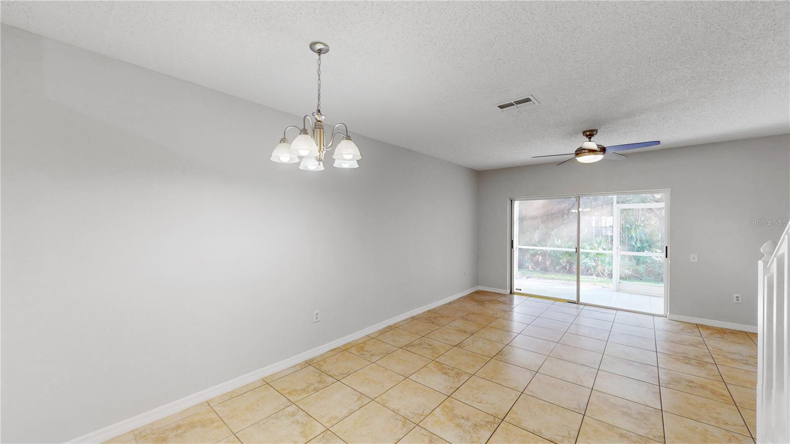 8549 HUNTERS KEY CIR