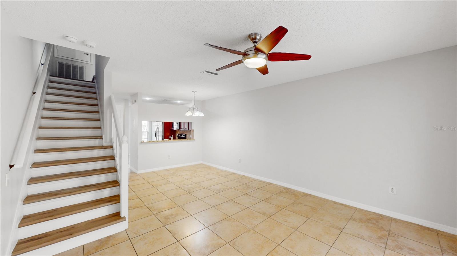 8549 HUNTERS KEY CIR