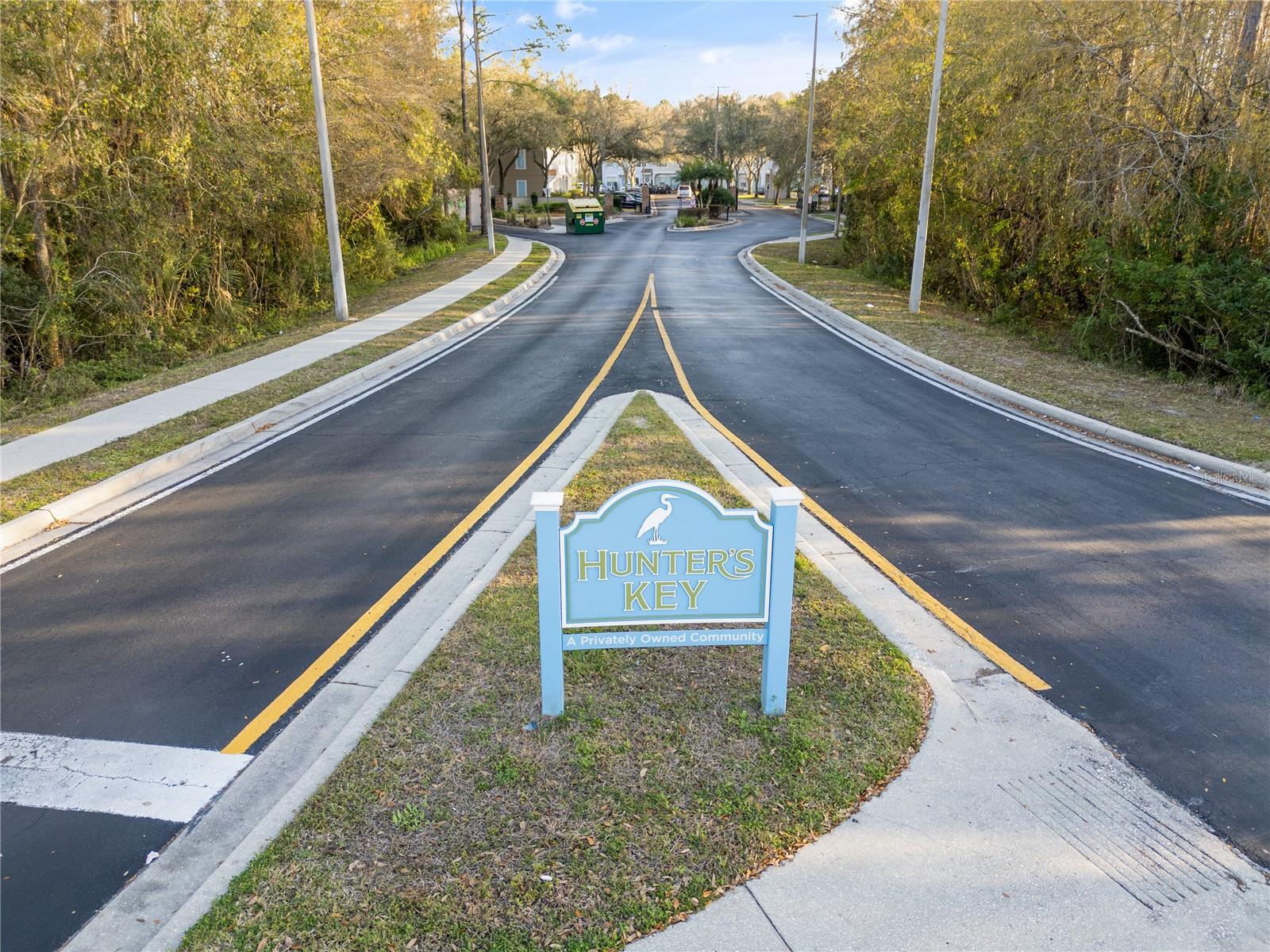 8549 HUNTERS KEY CIR