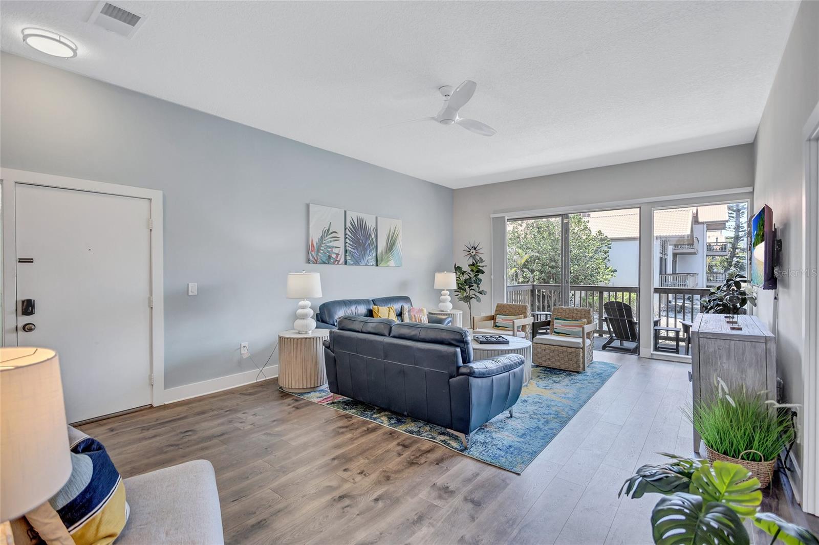 1155 LAKE HOUSE CIR #C119