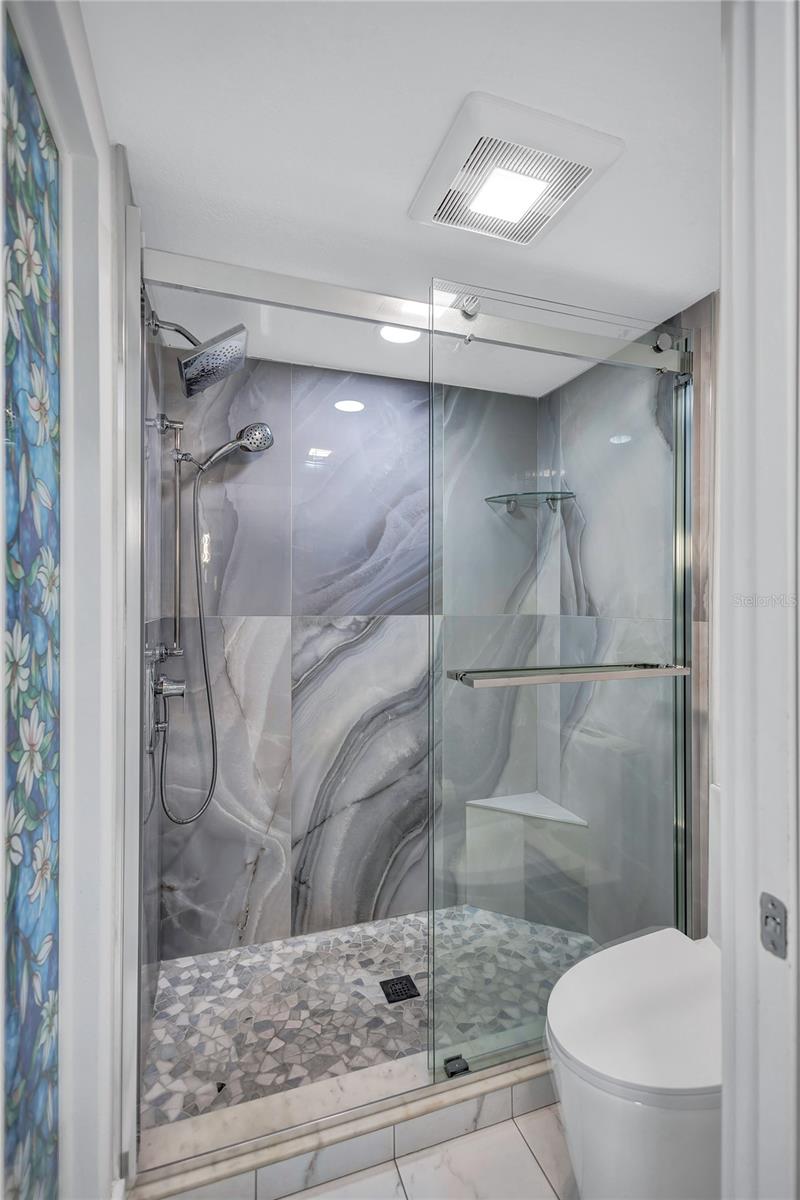 1155 LAKE HOUSE CIR #C119