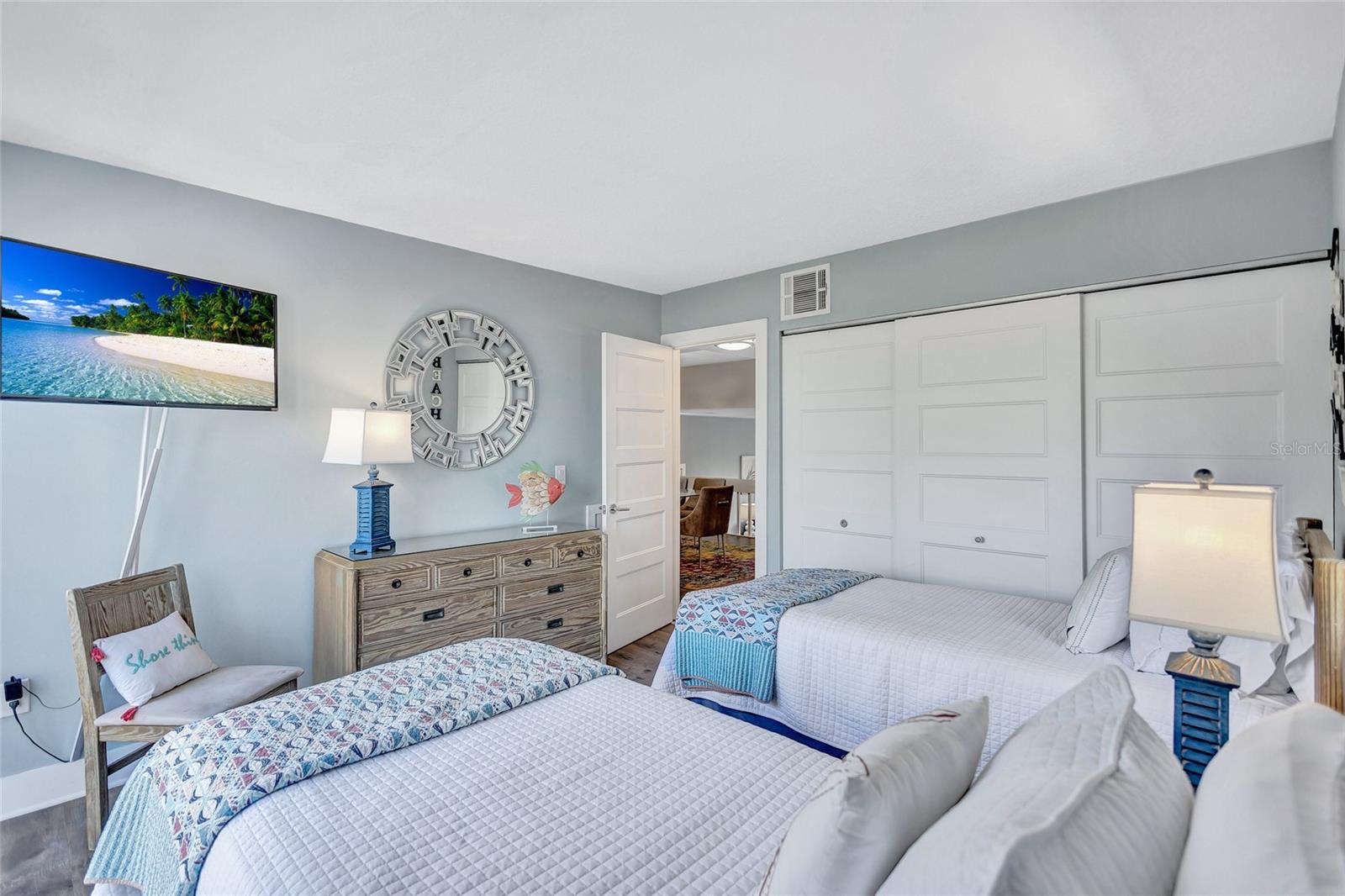1155 LAKE HOUSE CIR #C119