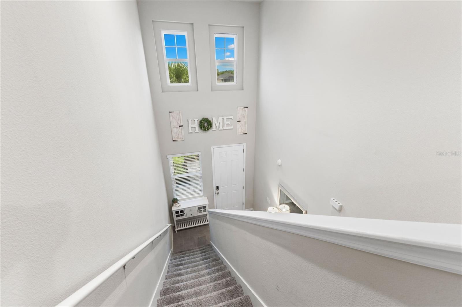 5315 LOS ROBLES CT