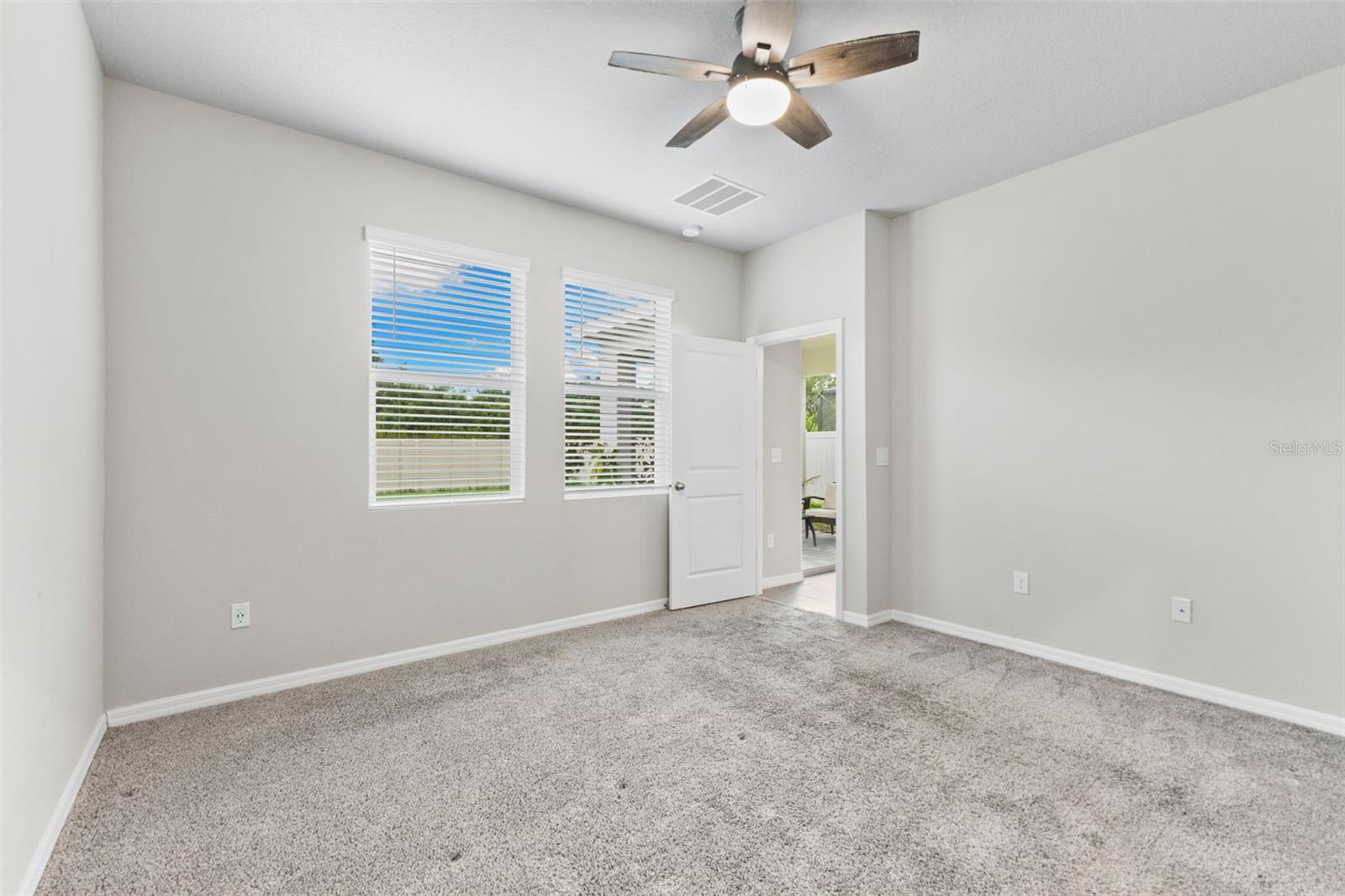 5315 LOS ROBLES CT