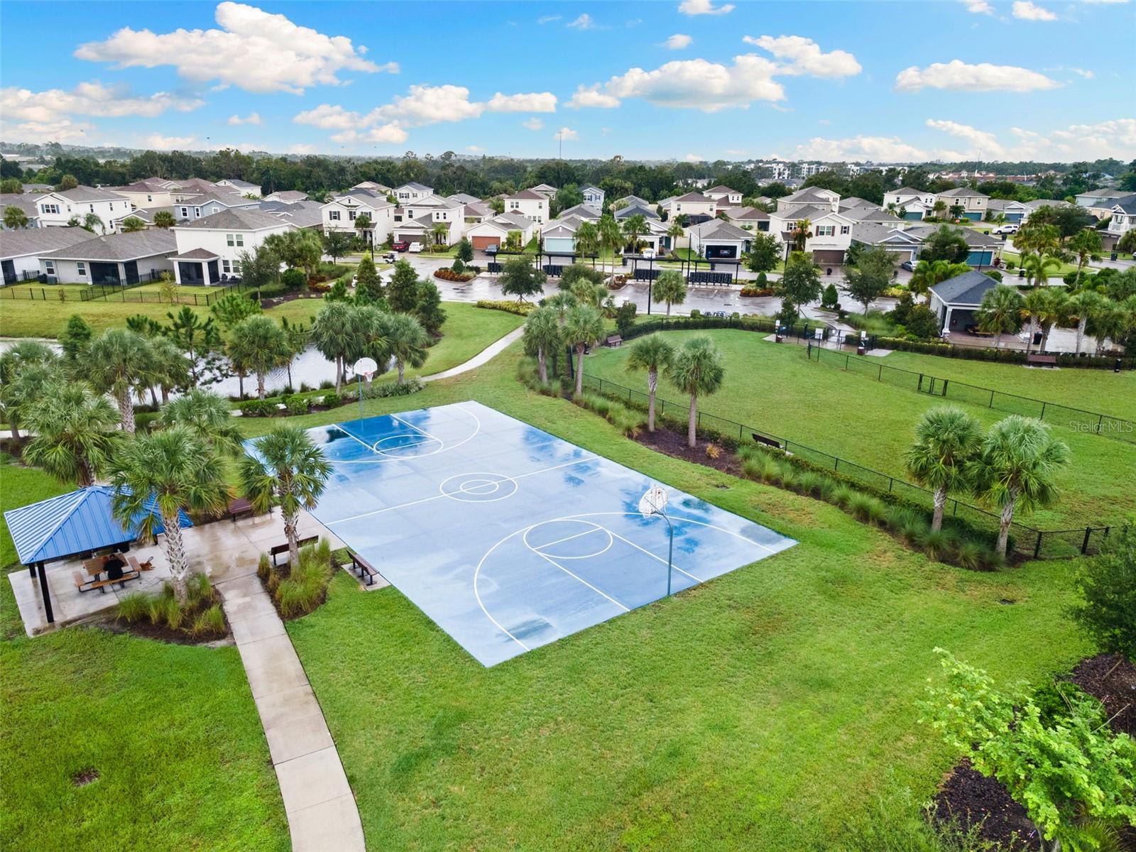 5315 LOS ROBLES CT